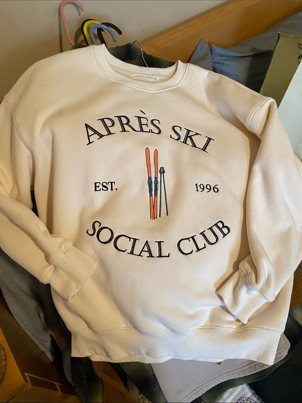 Aprés Ski Social Club Cream Graphic Crewneck Sweatshirt